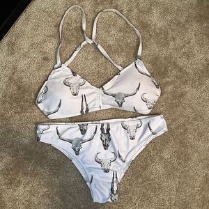 White bikini with Bull horn skeletons